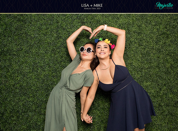 20196 - Lisa + Mike Wedding Photobooth 2021