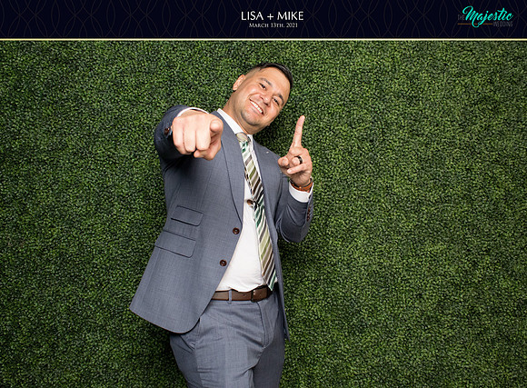 20211 - Lisa + Mike Wedding Photobooth 2021
