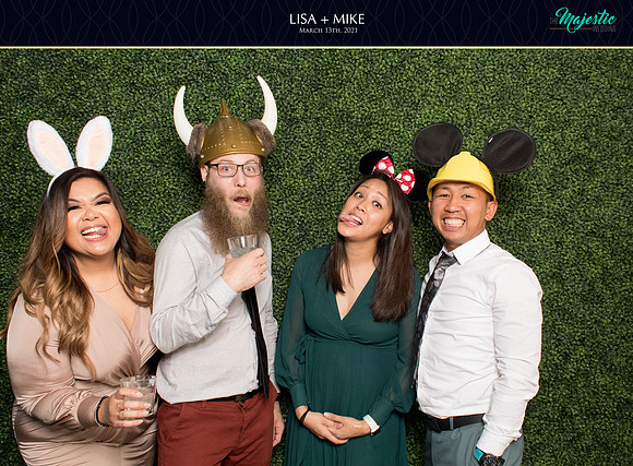 20014 - Lisa + Mike Wedding Photobooth 2021