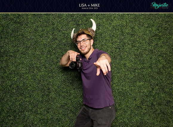 20179 - Lisa + Mike Wedding Photobooth 2021