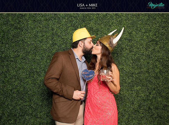20134 - Lisa + Mike Wedding Photobooth 2021