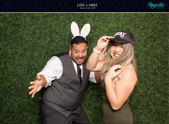 20077 - Lisa + Mike Wedding Photobooth 2021