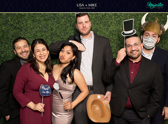 20107 - Lisa + Mike Wedding Photobooth 2021