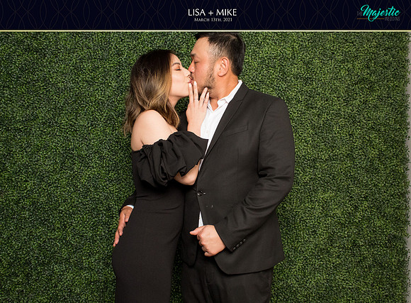 20104 - Lisa + Mike Wedding Photobooth 2021
