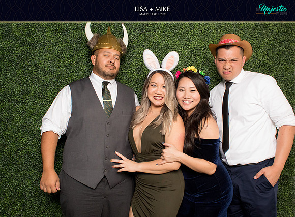 20078 - Lisa + Mike Wedding Photobooth 2021