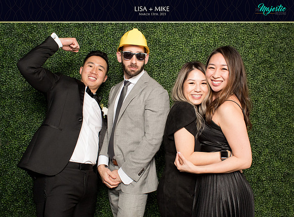 20071 - Lisa + Mike Wedding Photobooth 2021