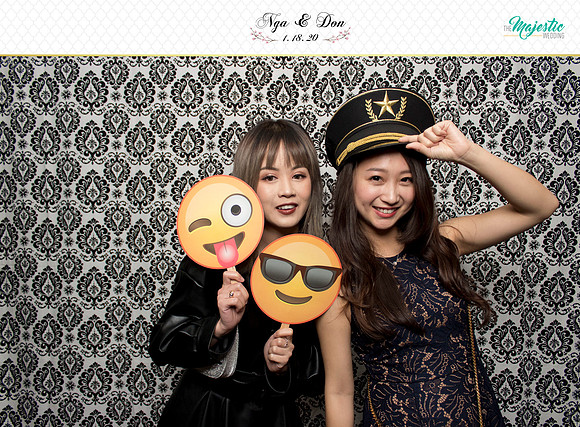 10249 - Nga + Don Wedding Photobooth 2020