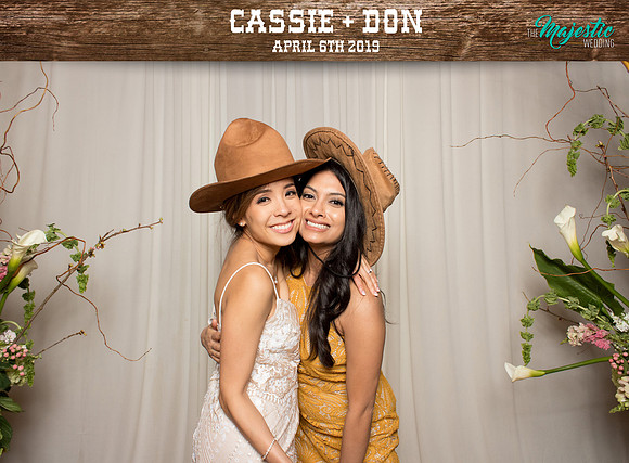10346 - Cassie + Don Wedding Photobooth 2019