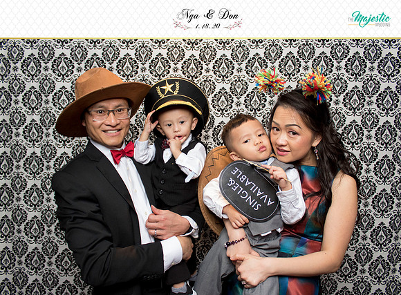 10109 - Nga + Don Wedding Photobooth 2020