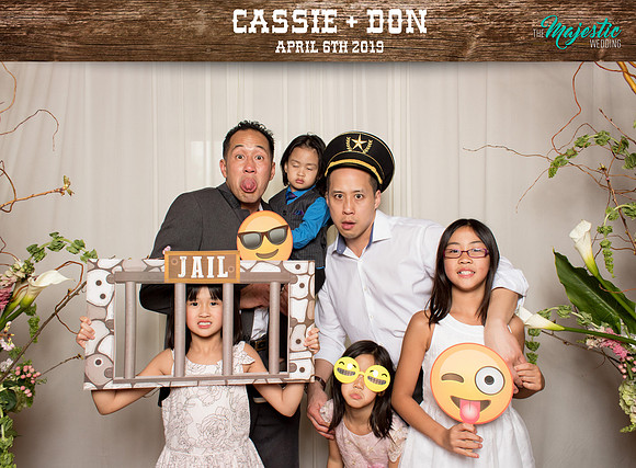 10092 - Cassie + Don Wedding Photobooth 2019
