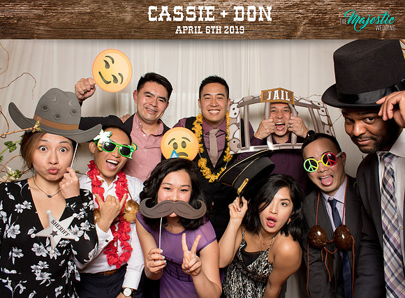 10076 - Cassie + Don Wedding Photobooth 2019