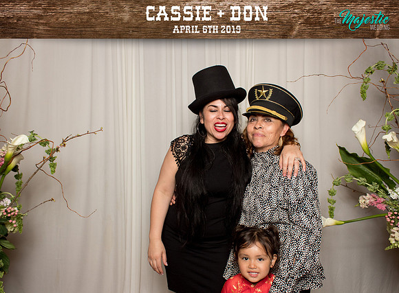 10327 - Cassie + Don Wedding Photobooth 2019
