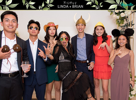 50129 - Linda + Brian Wedding Photobooth 2021