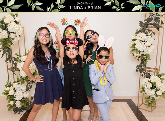 50204 - Linda + Brian Wedding Photobooth 2021