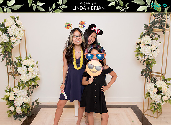 50197 - Linda + Brian Wedding Photobooth 2021
