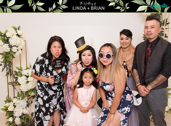 50115 - Linda + Brian Wedding Photobooth 2021