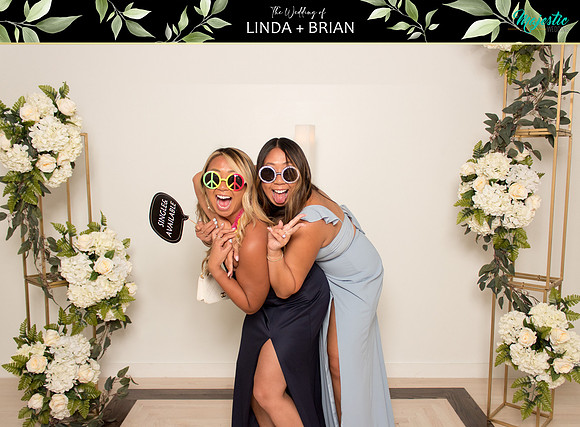 50223 - Linda + Brian Wedding Photobooth 2021