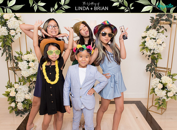 50207 - Linda + Brian Wedding Photobooth 2021