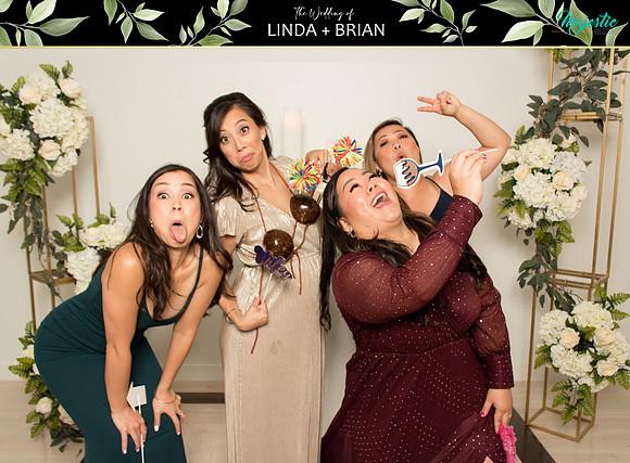 50287 - Linda + Brian Wedding Photobooth 2021