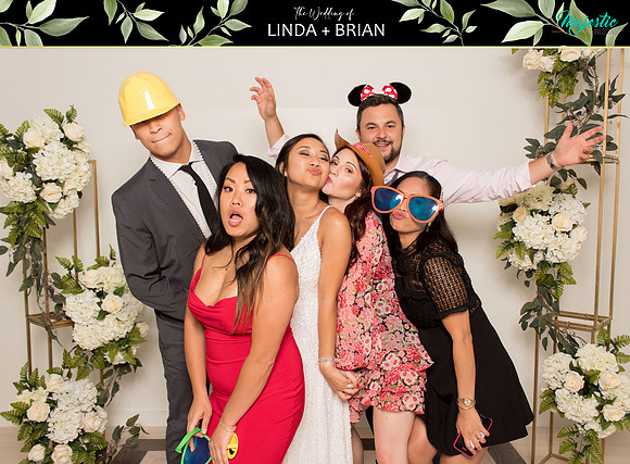 50252 - Linda + Brian Wedding Photobooth 2021
