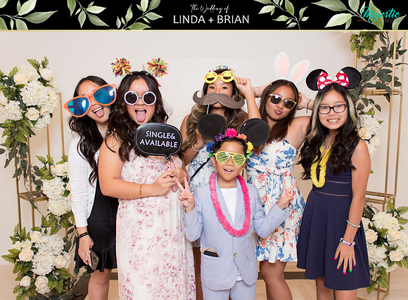 50186 - Linda + Brian Wedding Photobooth 2021