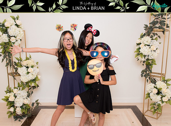 50199 - Linda + Brian Wedding Photobooth 2021
