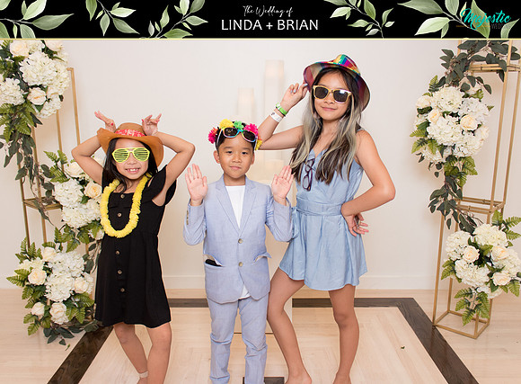 50206 - Linda + Brian Wedding Photobooth 2021