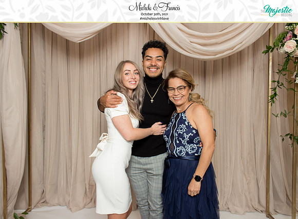 60117 - Michele + Francis Wedding Photobooth 2021