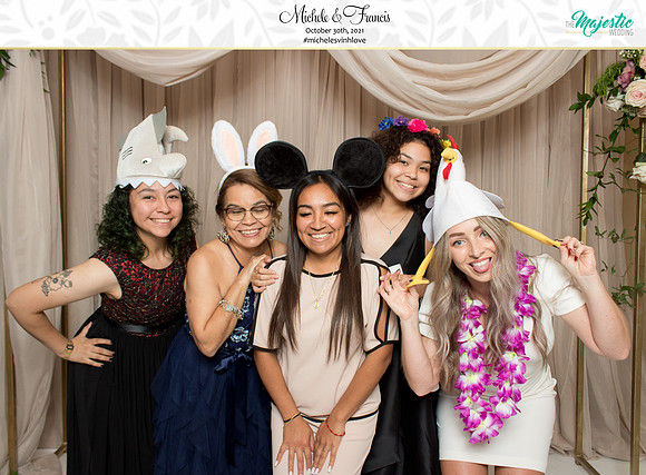 60336 - Michele + Francis Wedding Photobooth 2021