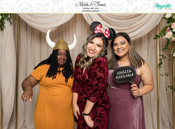 60129 - Michele + Francis Wedding Photobooth 2021
