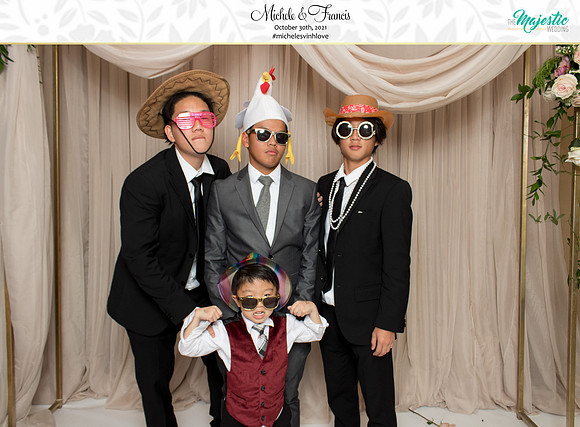 60205 - Michele + Francis Wedding Photobooth 2021