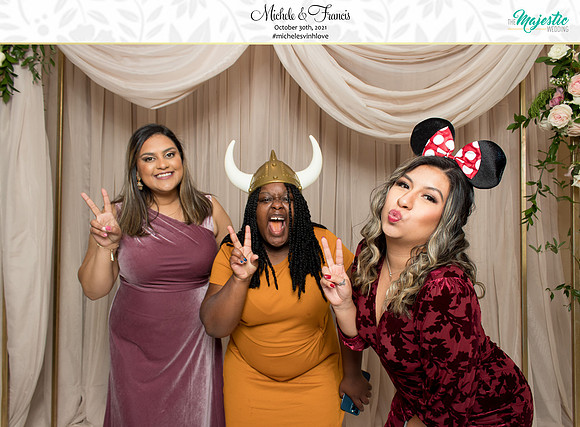 60131 - Michele + Francis Wedding Photobooth 2021