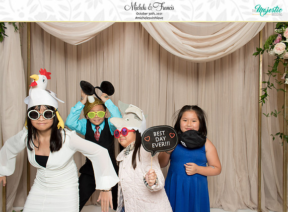 60137 - Michele + Francis Wedding Photobooth 2021