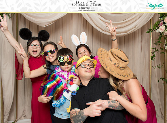 60073 - Michele + Francis Wedding Photobooth 2021