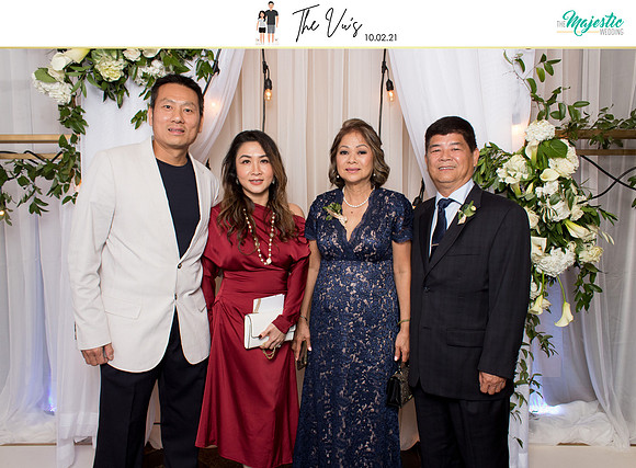 60328 - Michelle + Kevin Wedding Photobooth 2021