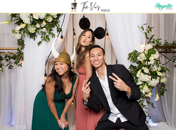 60389 - Michelle + Kevin Wedding Photobooth 2021