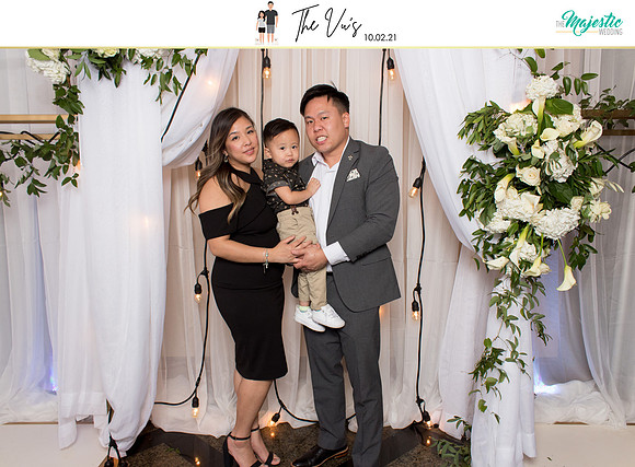 60281 - Michelle + Kevin Wedding Photobooth 2021