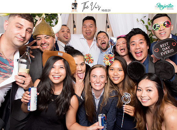 60313 - Michelle + Kevin Wedding Photobooth 2021