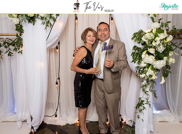 60278 - Michelle + Kevin Wedding Photobooth 2021