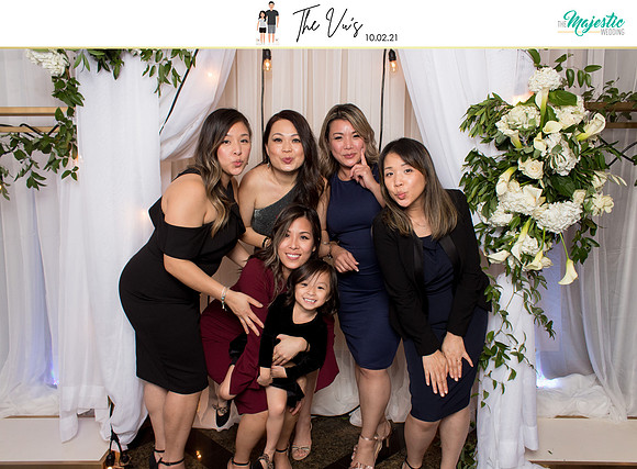 60228 - Michelle + Kevin Wedding Photobooth 2021