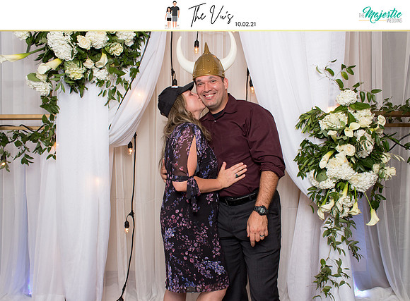60041 - Michelle + Kevin Wedding Photobooth 2021
