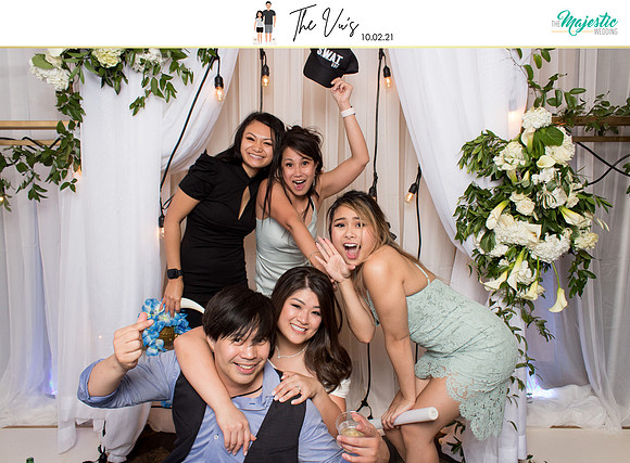 60381 - Michelle + Kevin Wedding Photobooth 2021