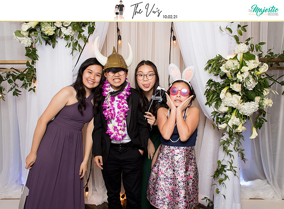 60234 - Michelle + Kevin Wedding Photobooth 2021