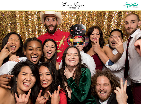 60361 - Thao + Logan Wedding Photobooth 2021