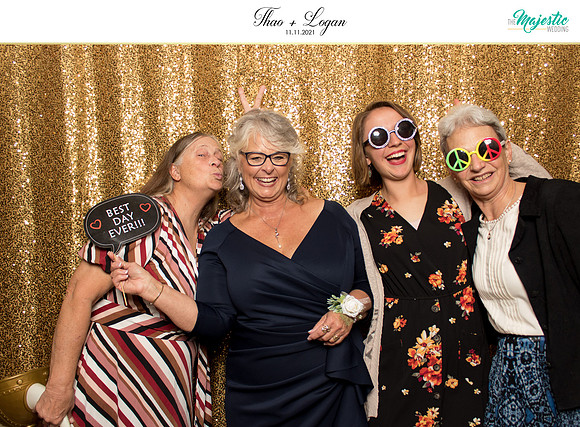 60097 - Thao + Logan Wedding Photobooth 2021
