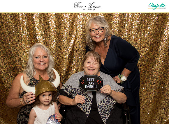 60206 - Thao + Logan Wedding Photobooth 2021