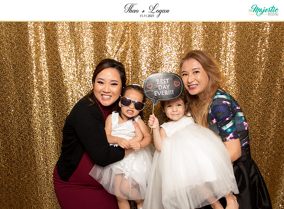 60131 - Thao + Logan Wedding Photobooth 2021