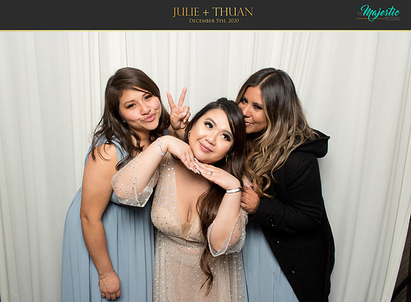 20191 - Julie + Thuan Wedding Photobooth 2020