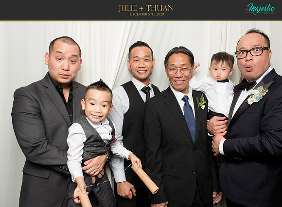 20049 - Julie + Thuan Wedding Photobooth 2020