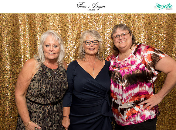 60105 - Thao + Logan Wedding Photobooth 2021